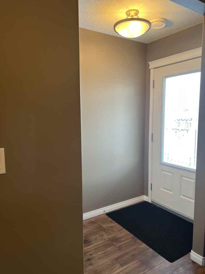 3806 Dewdney Ave E - Photo 2 of 25