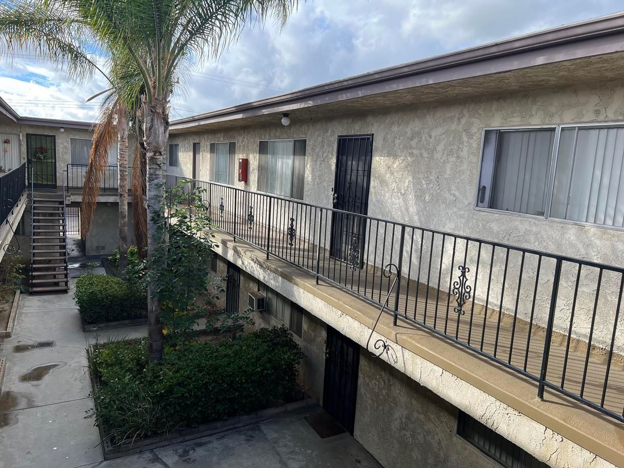 1426 W. 179TH St. - Photo 3 of 50