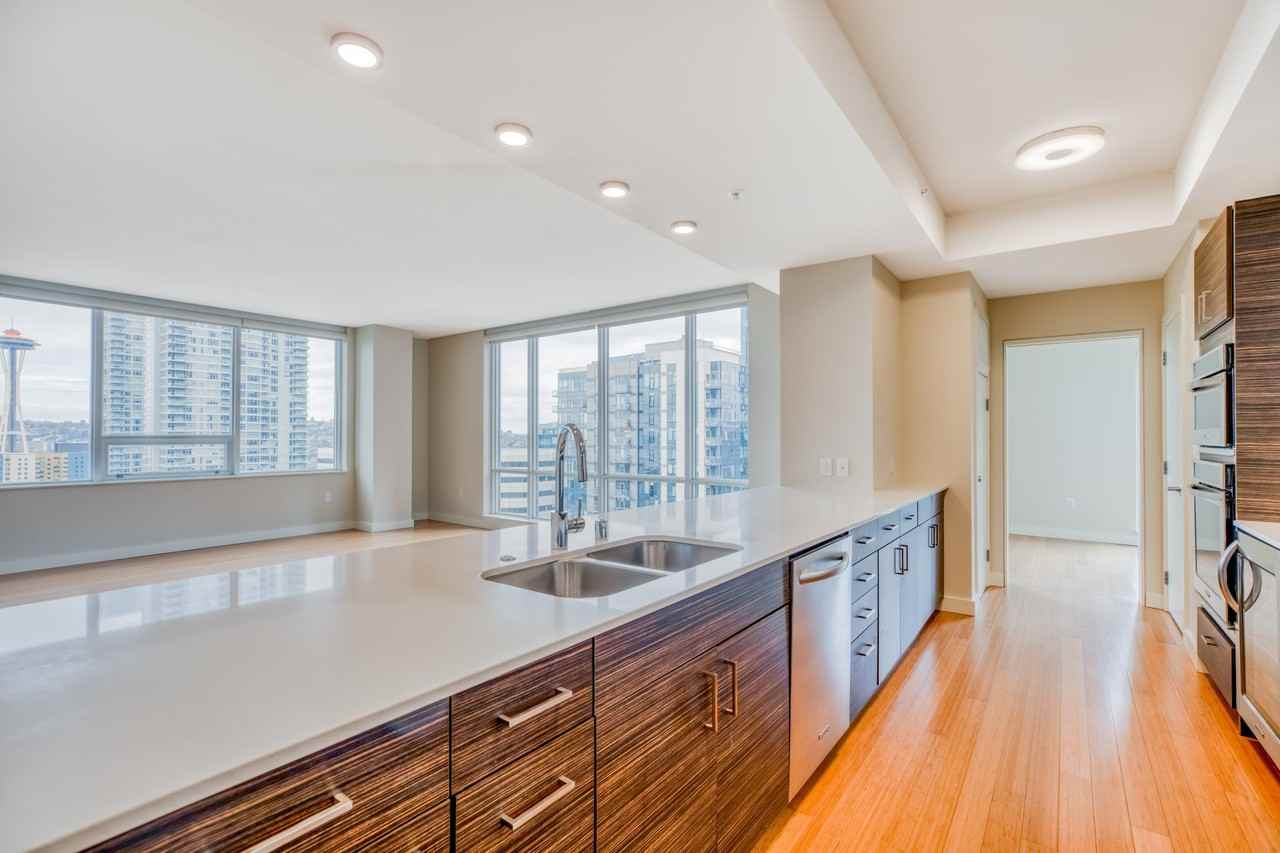 The Martin - Photo 5 of 50