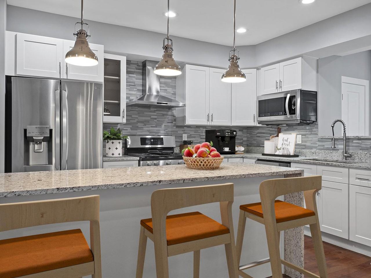 Sleekly renovated Brookland rowhouse 6 blocks from Red Line - Photo 2 of 29