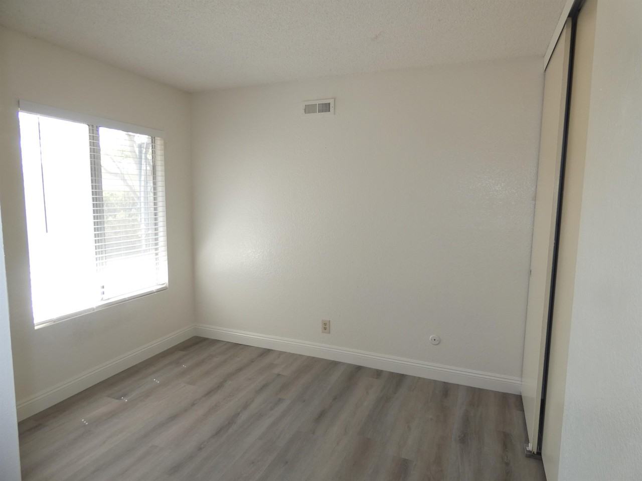 10202 Trails End Cir #1 - Photo 6 of 11