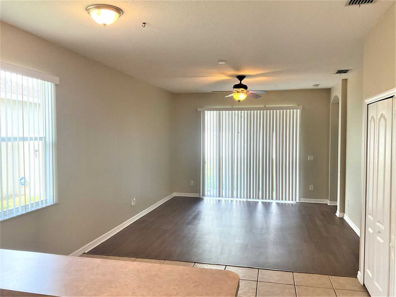 4943 Alavista Dr - Photo 2 of 12