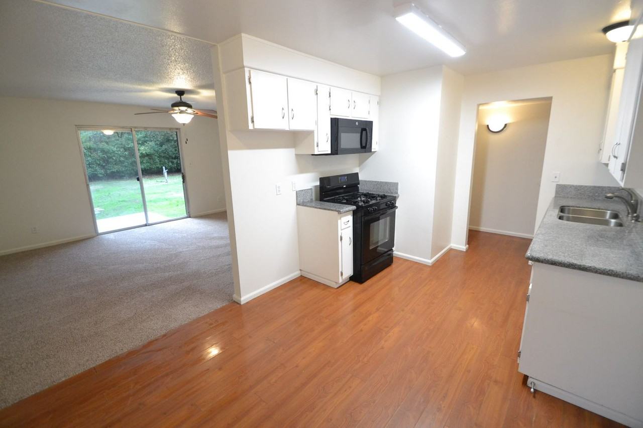 6837 9th Ave - Photo 3 of 13