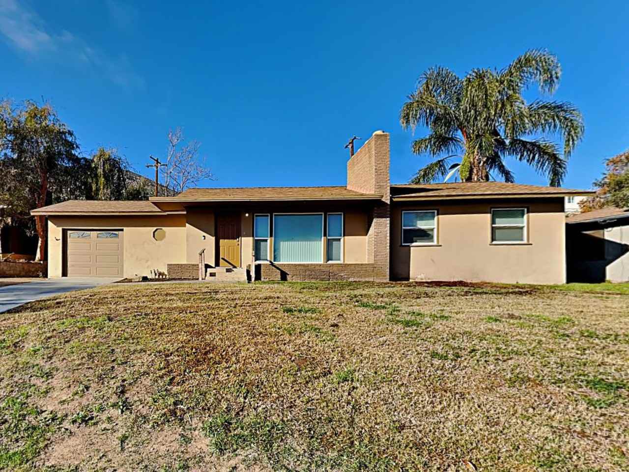 5056 College Ave, Riverside, CA 92505 4 Bedroom Apartment for Rent