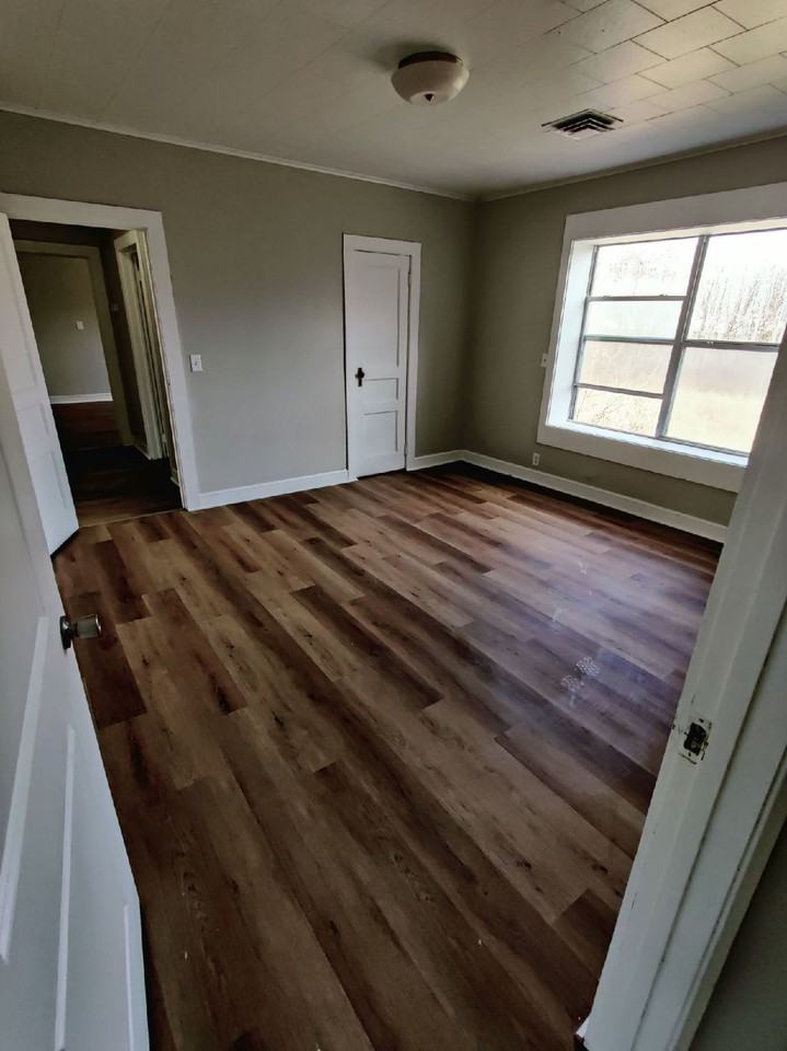 5154 Raymond Ave #1 - Photo 4 of 15