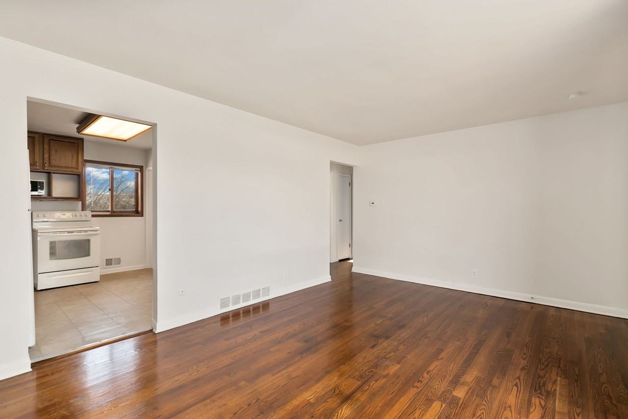 7048 Lipan St #1 - Photo 4 of 26