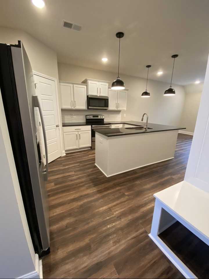 1028 Glenkirk Dr #A - Photo 3 of 20