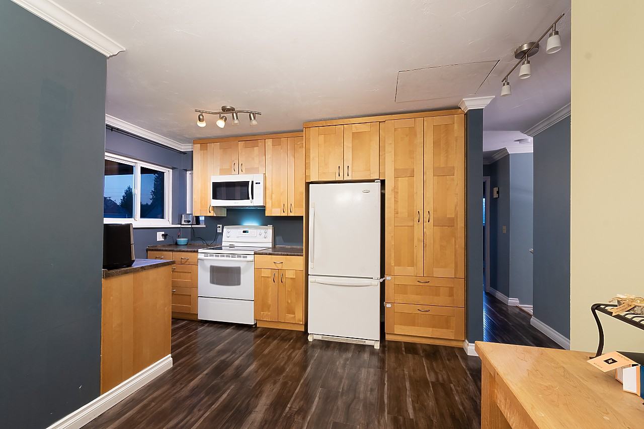 12077 McIntyre Court - Photo 2 of 17