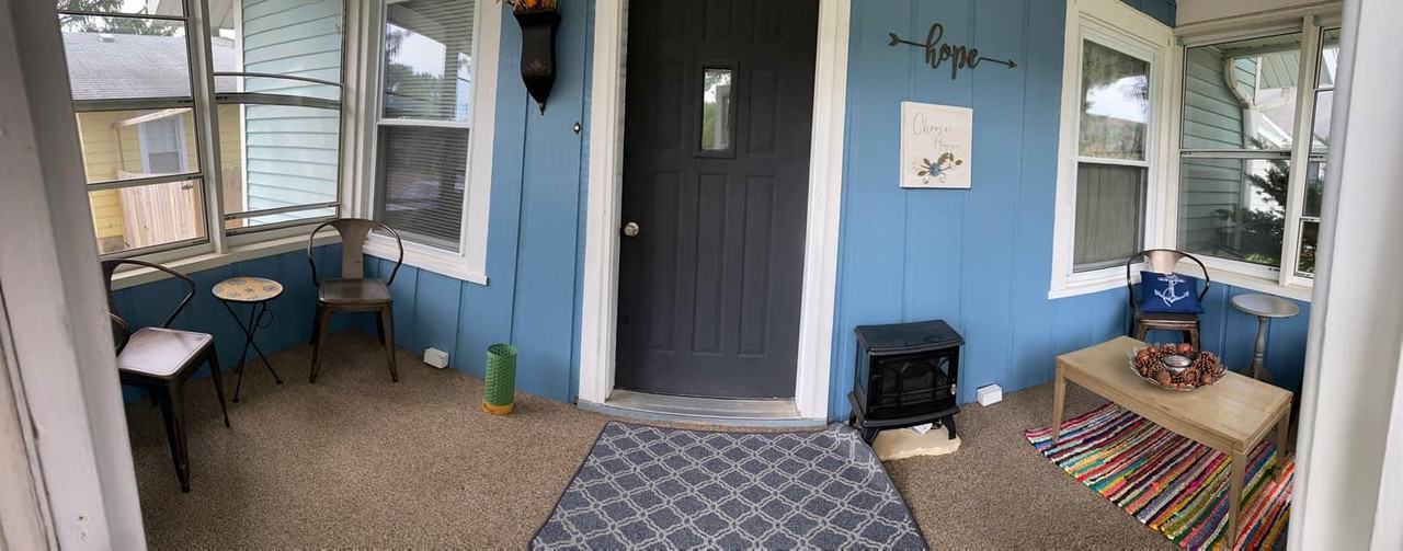 503 E 5th St #1 - Photo 2 of 10