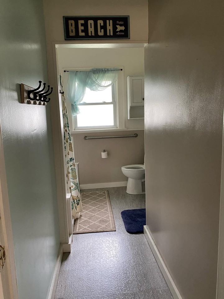 503 E 5th St #1 - Photo 5 of 10