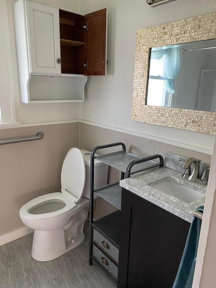 503 E 5th St #1 - Photo 6 of 10