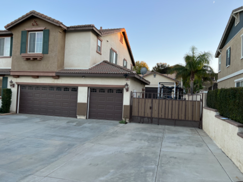 1287 Leaf St - Photo 2 of 20