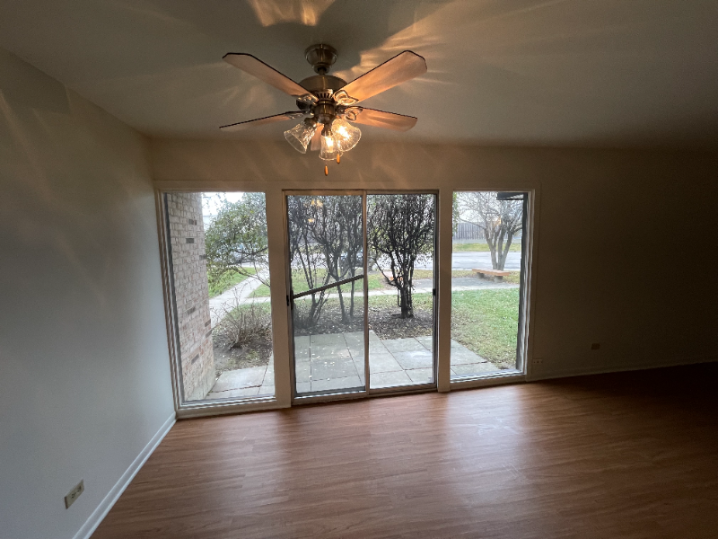 338 N Green Bay Rd #1102 - Photo 4 of 25