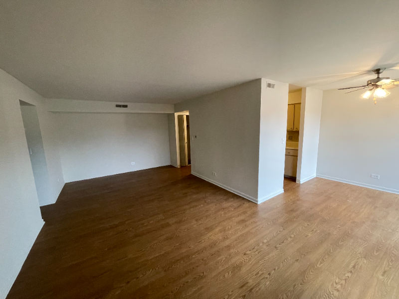 338 N Green Bay Rd #1102 - Photo 5 of 25