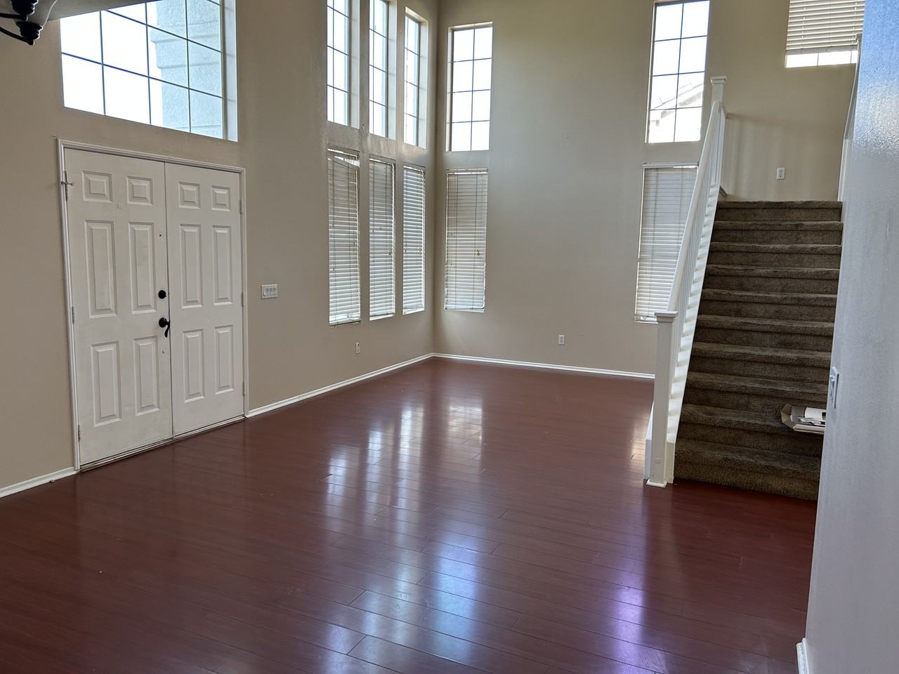 757 Ochee Cir - Photo 3 of 17