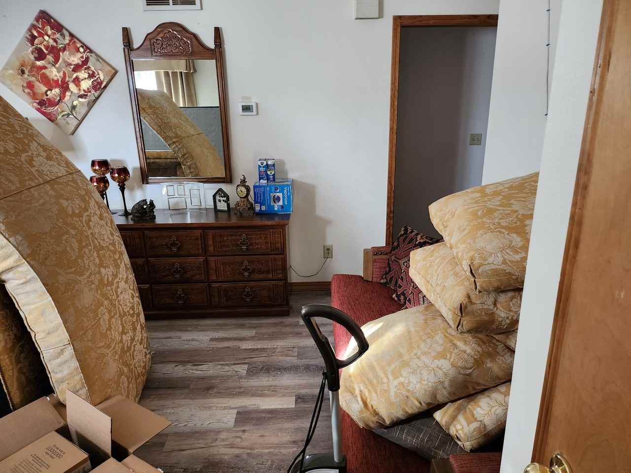 301 Budd Ave #B - Photo 2 of 13