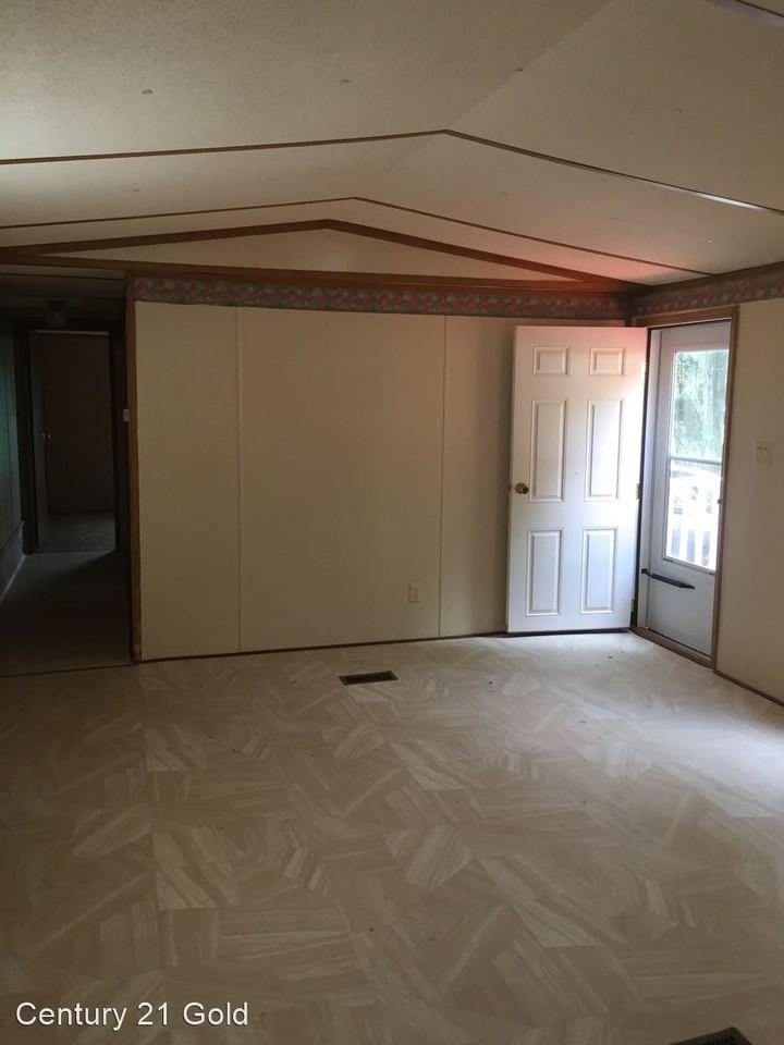 116 N Kemp Rd - Photo 2 of 7