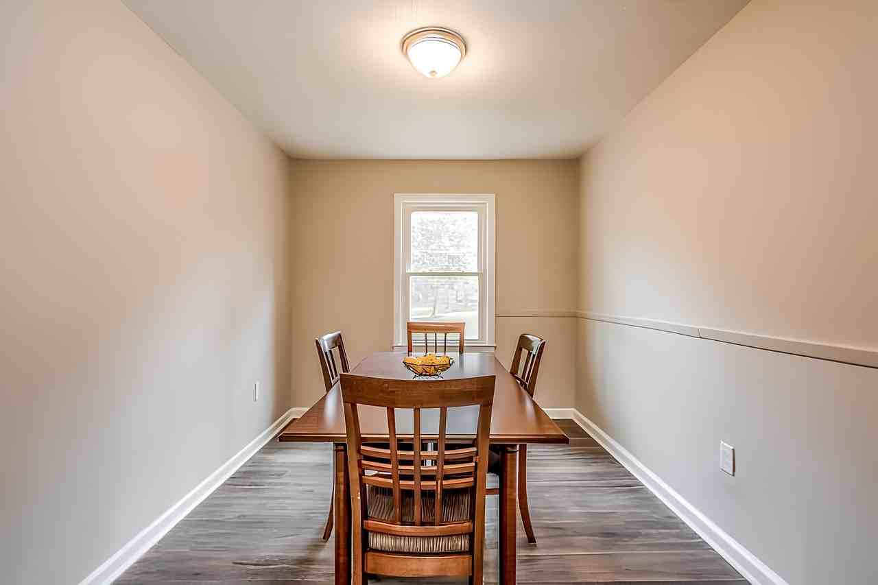 Brenda Dr Sw - Photo 2 of 9