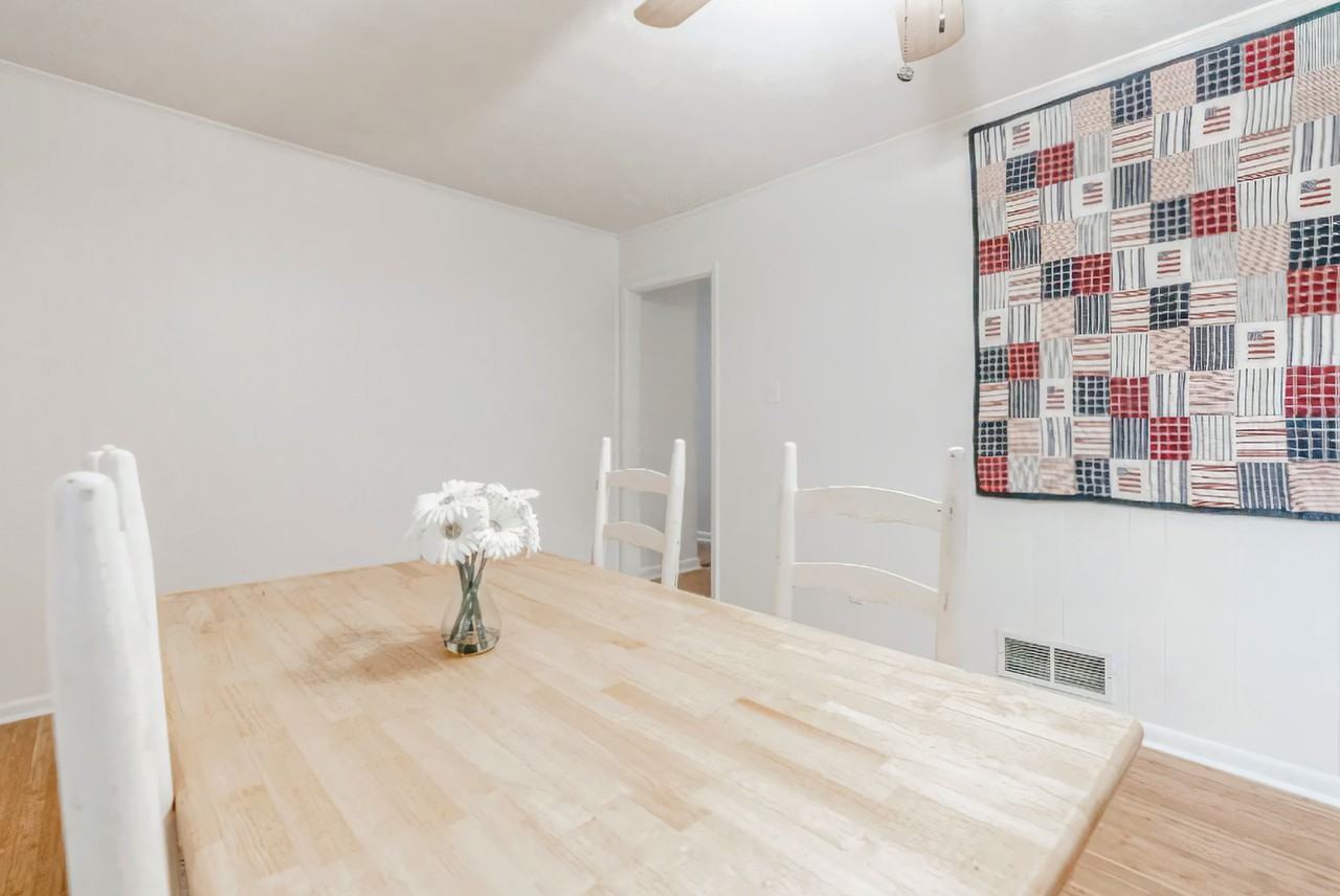 Indian Forest Ct - Photo 3 of 16