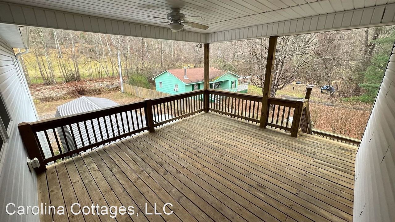 472 Dillingham Rd - Photo 3 of 16