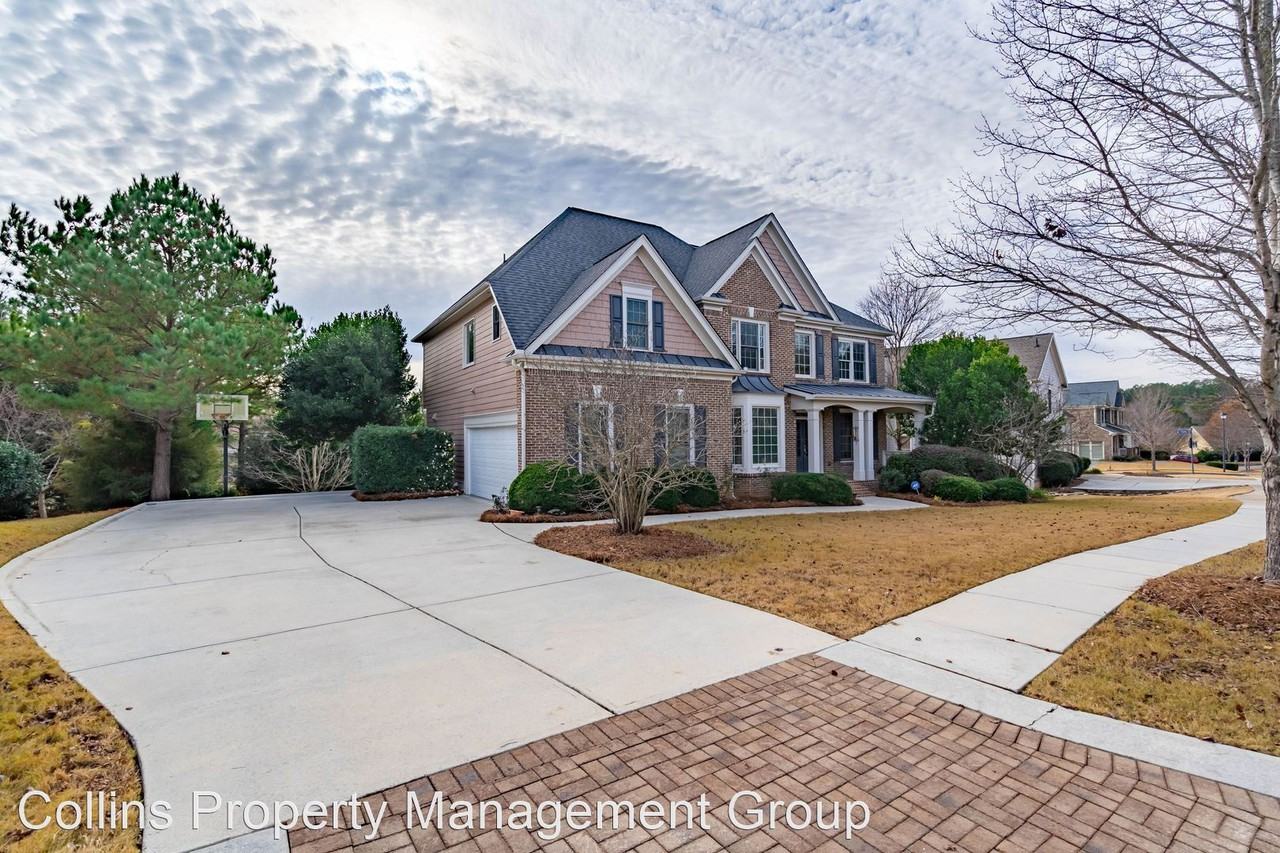 7708 Sleepy Lagoon Way - Photo 2 of 50