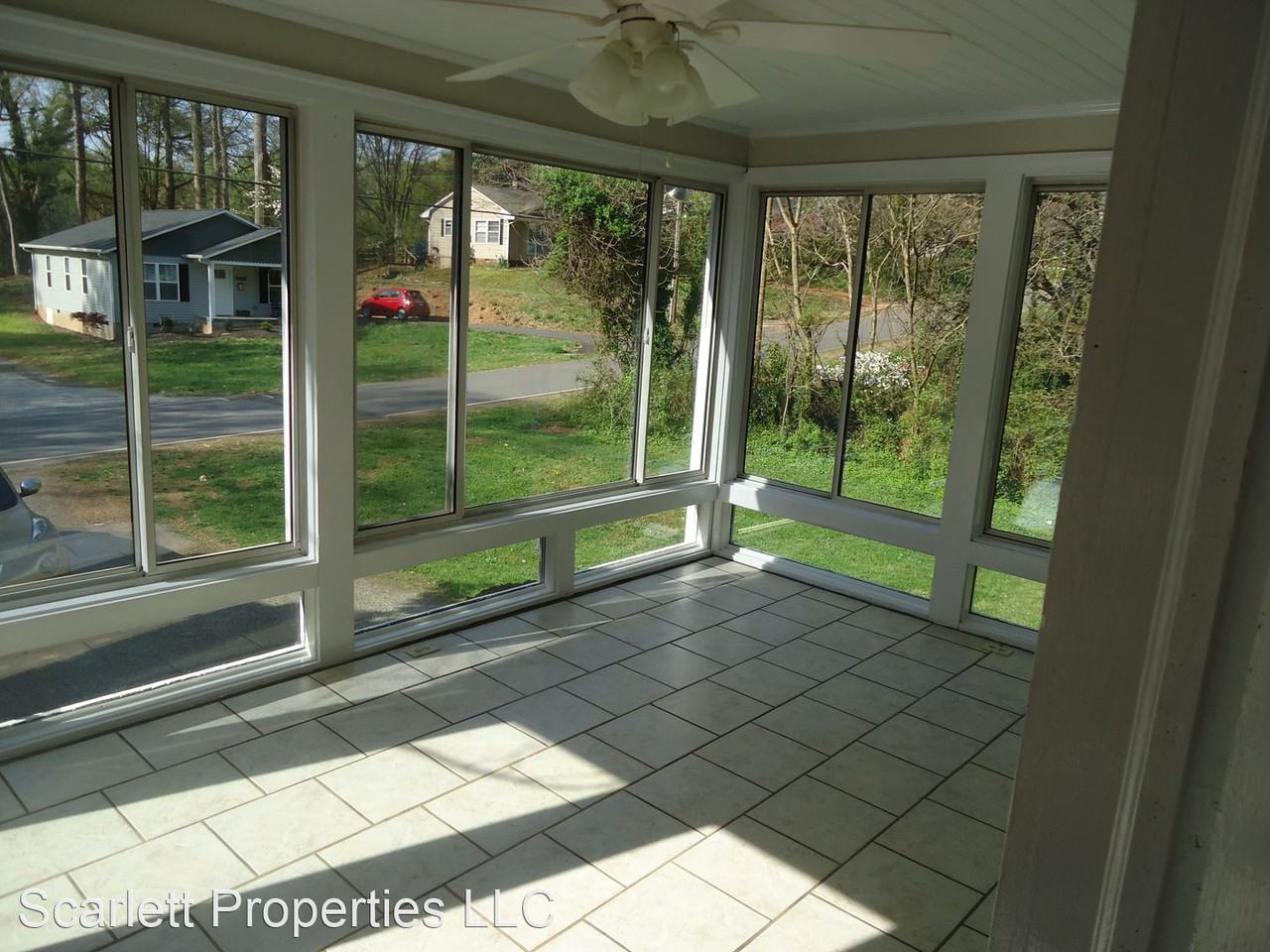 546 5th St Sw - Photo 3 of 11