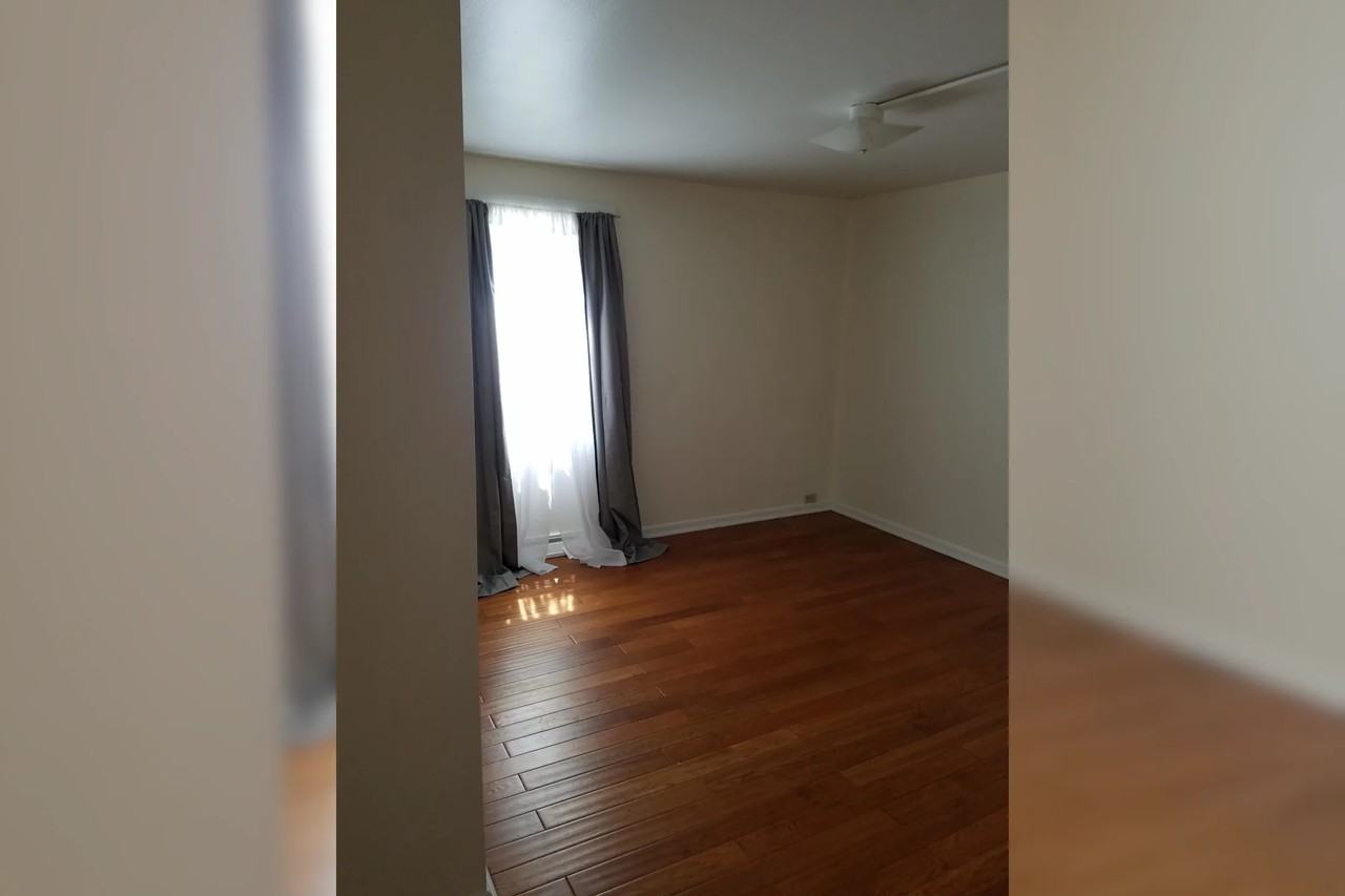 206 E Spruce St - Photo 3 of 8