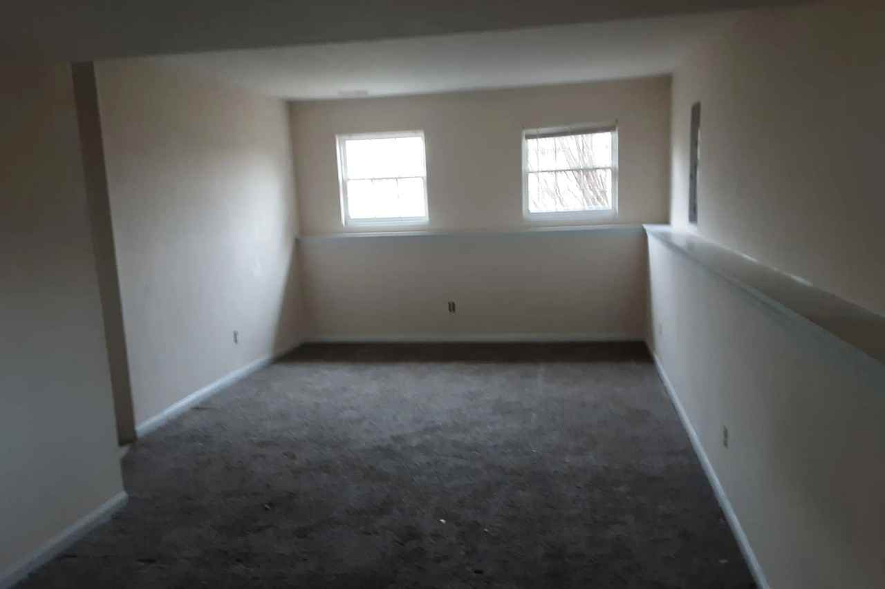 3205 Shallow Creek Cir - Photo 2 of 5