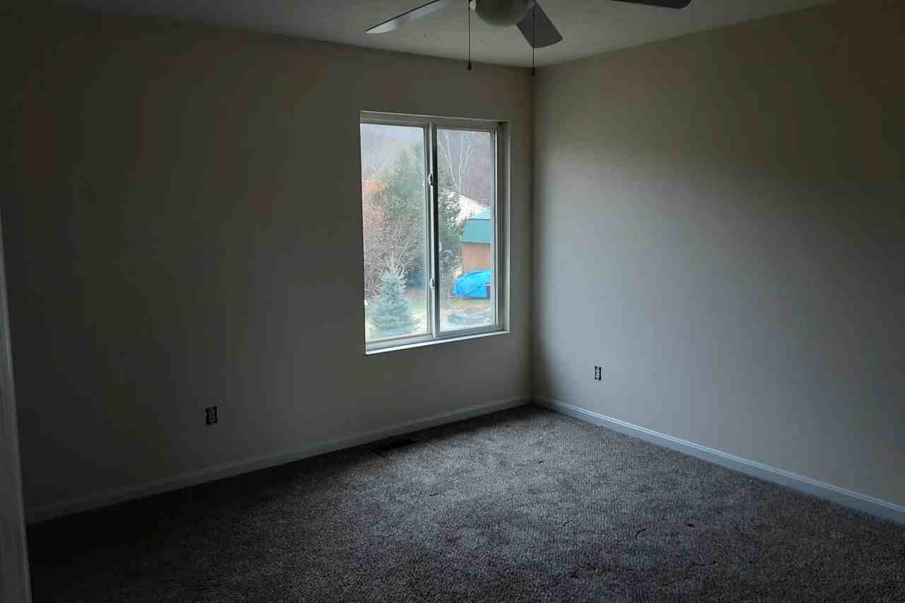 3205 Shallow Creek Cir - Photo 3 of 5