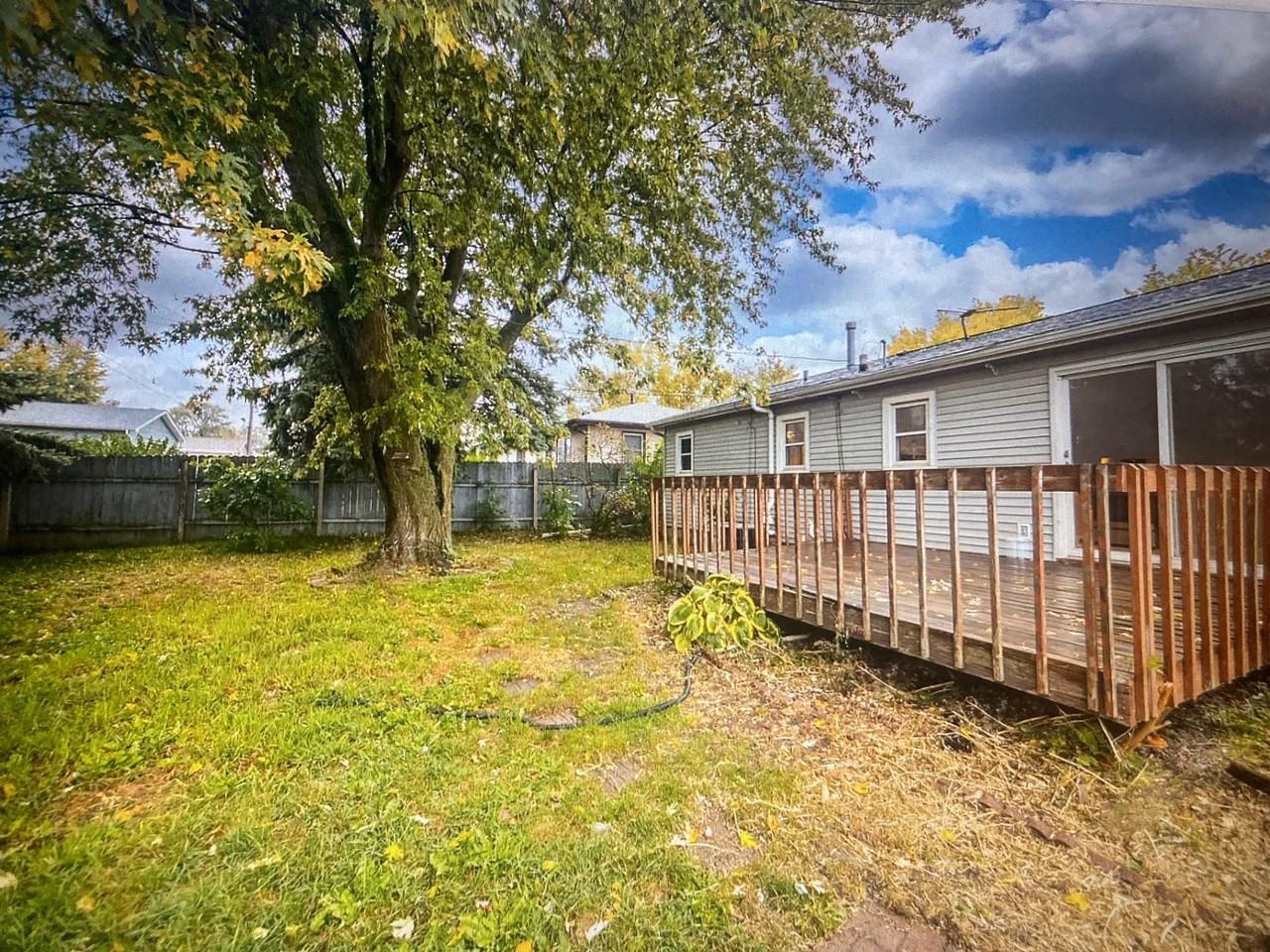 1705 W 70th St - Photo 3 of 3