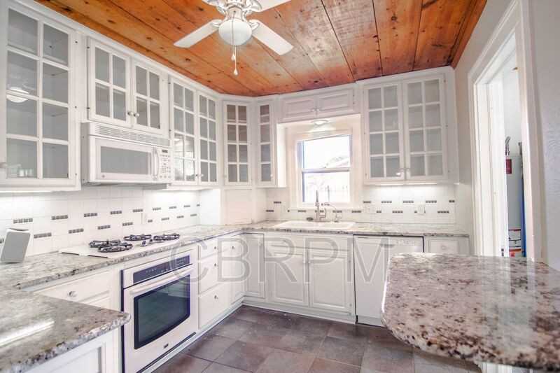 1919 31st Street - Photo 5 of 20