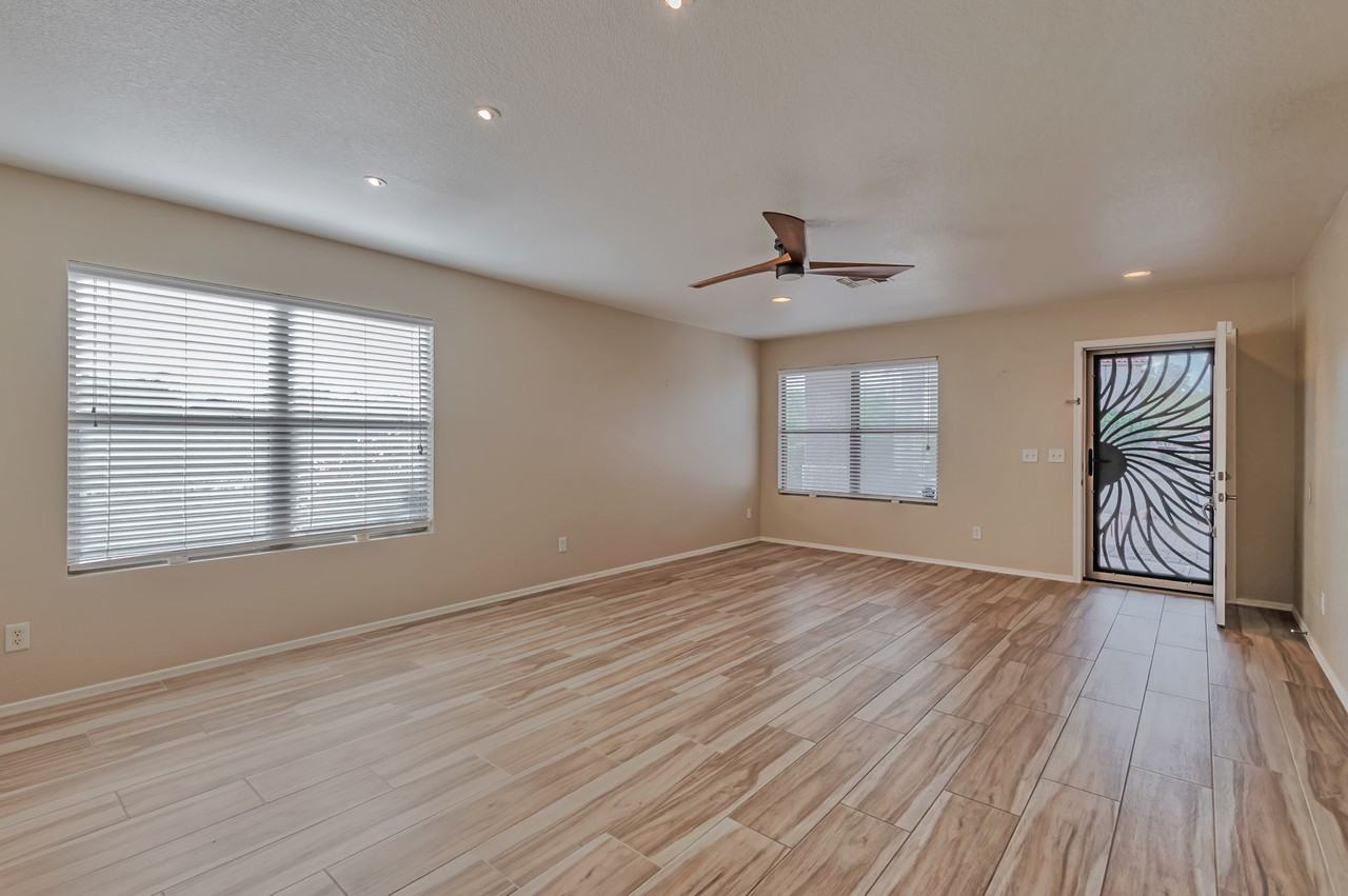 3408 N Green Gulch Ct - Photo 3 of 25