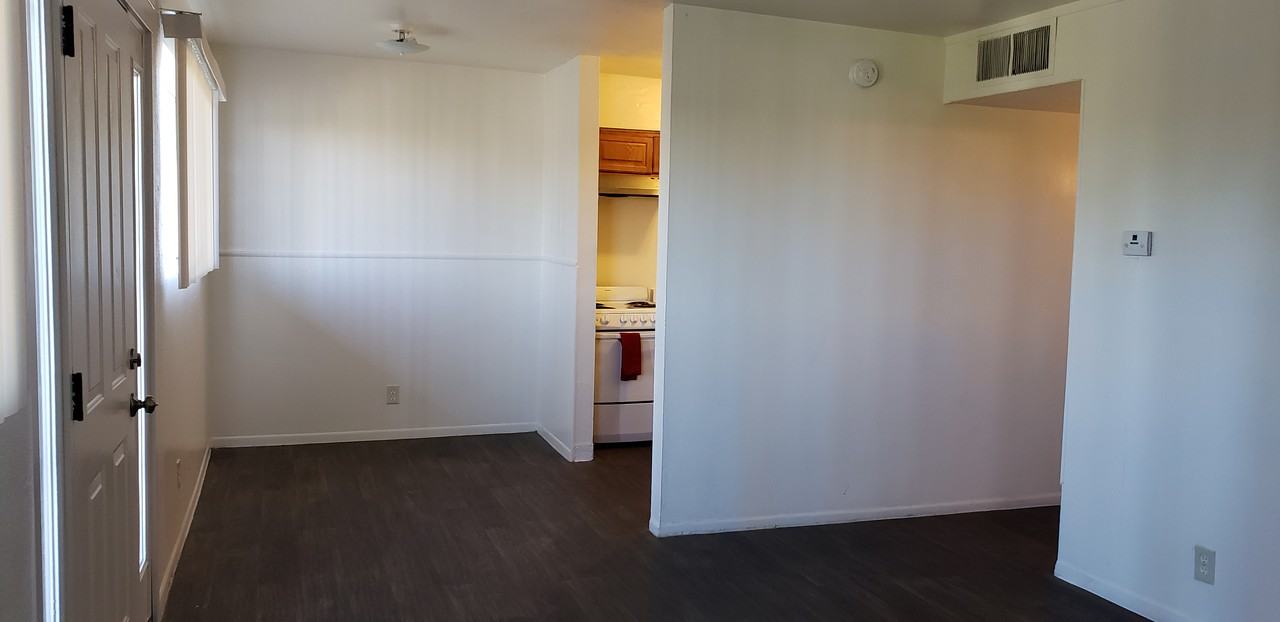 2535 W Highland Ave - Photo 2 of 8