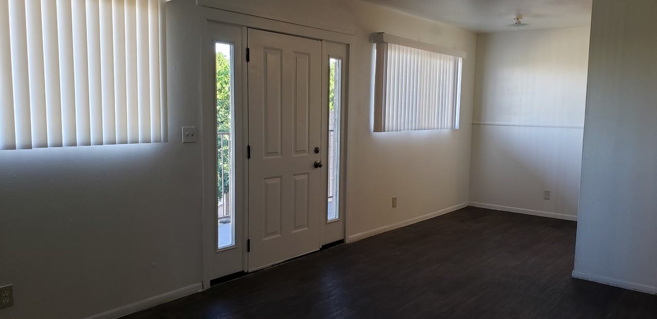 2535 W Highland Ave - Photo 6 of 8