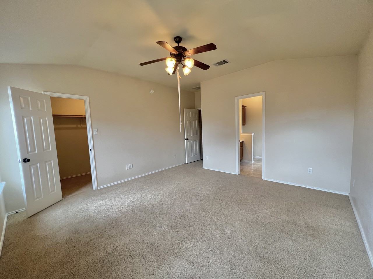 2006 Griffin Dr - Photo 6 of 21