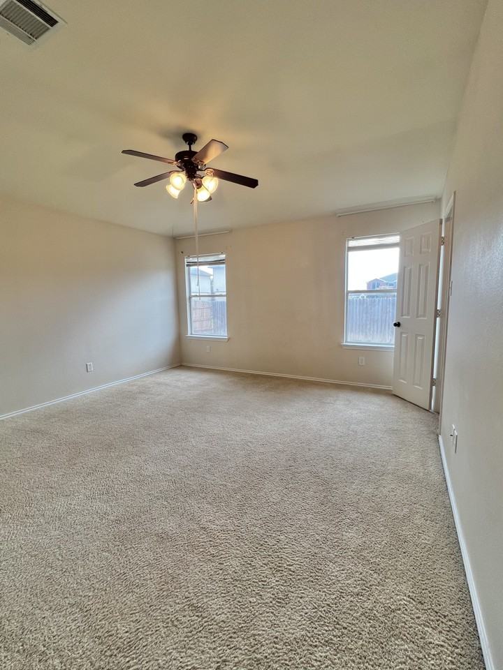 2006 Griffin Dr - Photo 7 of 21