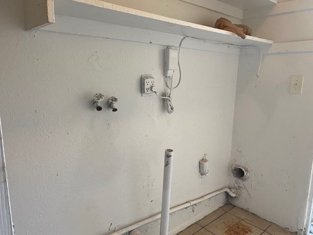 8726 N 48Th St - Photo 2 of 10