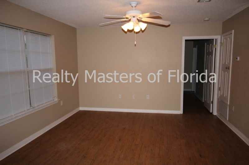 2289 Wyatt St - Photo 2 of 17