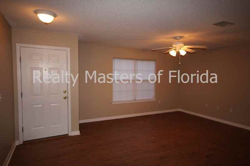 2289 Wyatt St - Photo 3 of 17