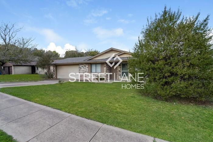 100 Crestridge Dr - Photo 2 of 15