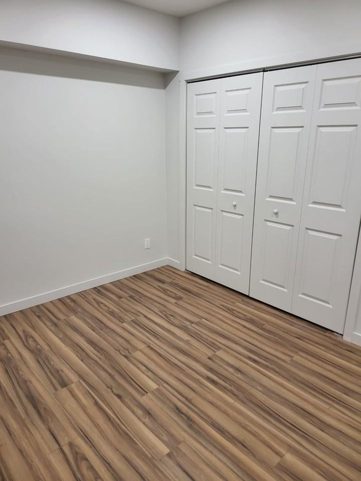 2385 Avenue de la Salle - Photo 5 of 9