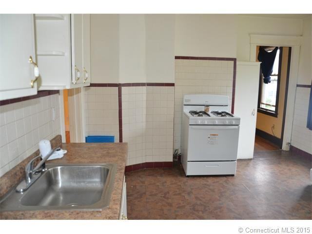 179 Valley St - Photo 2 of 6