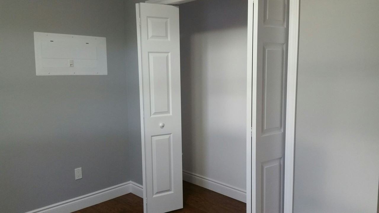 1034 Albert Road #4 - Photo 5 of 16