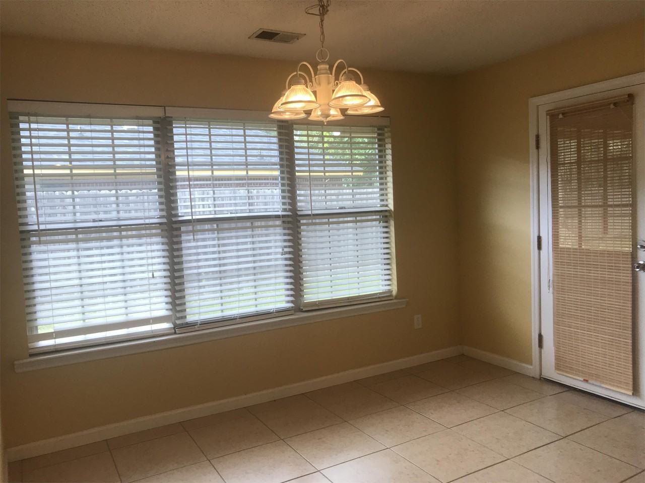 886 Darrow Ln #1 - Photo 4 of 22