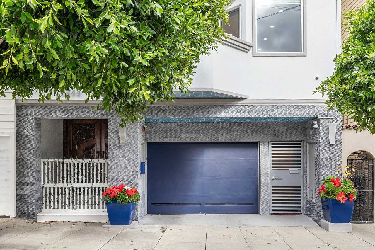 2846 Greenwich St #2846 - Photo 3 of 50
