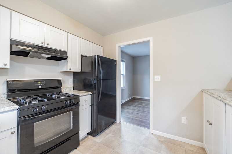 8331 3rd Ave S - Photo 3 of 15