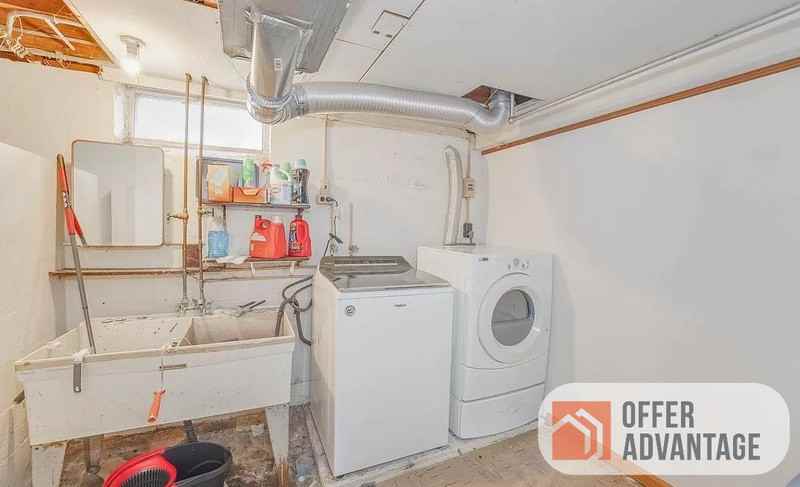 1641 Douglas Rd - Photo 6 of 11