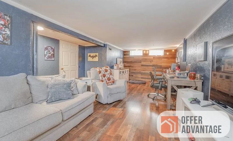 1641 Douglas Rd - Photo 7 of 11