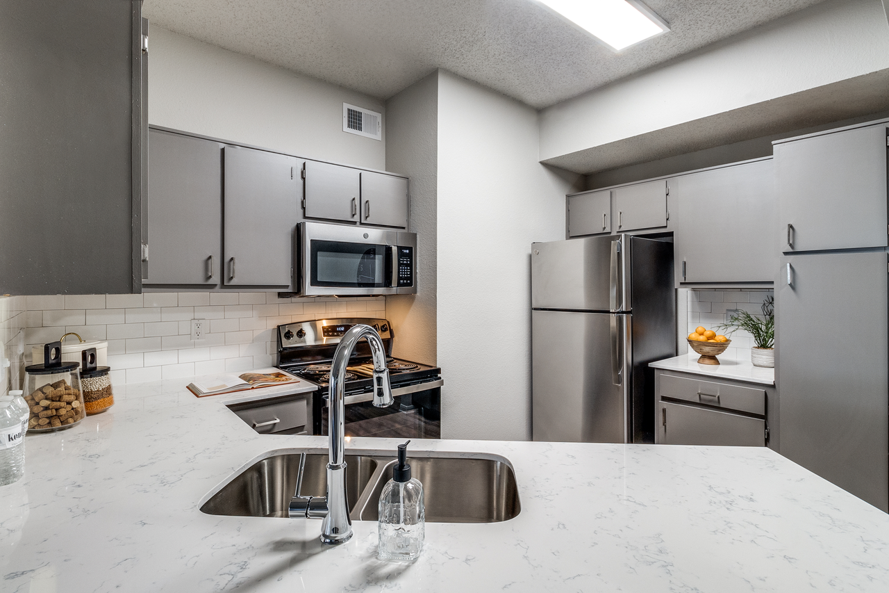 Huntington Lakes - Photo 6 of 34