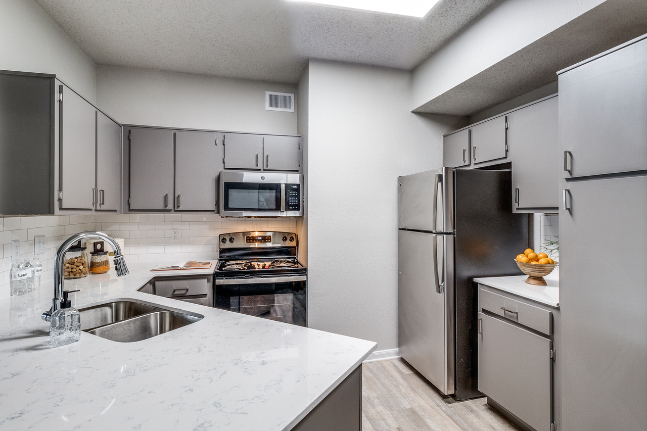 Huntington Lakes - Photo 5 of 34